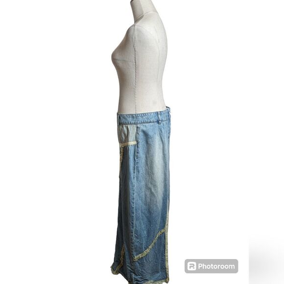 BDG Denim Patchwork Midi Skirt - Picture 6 of 8